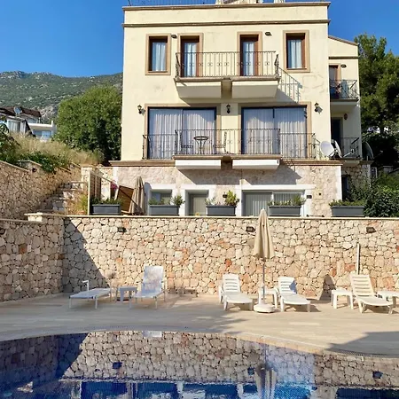 Kalkan 1 Bedroom Flat With Pool & Sea View *
