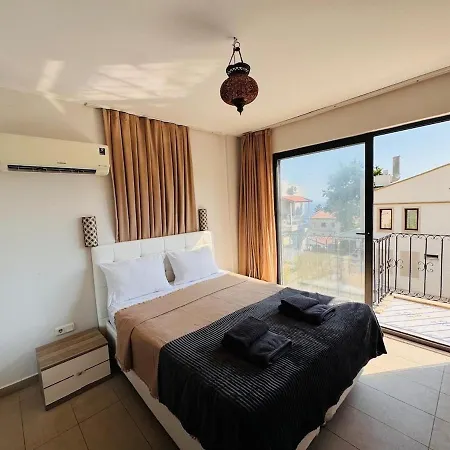Aden Aparts - Kalkan 1 Bedroom Flat With Pool & Sea View Lägenhet *